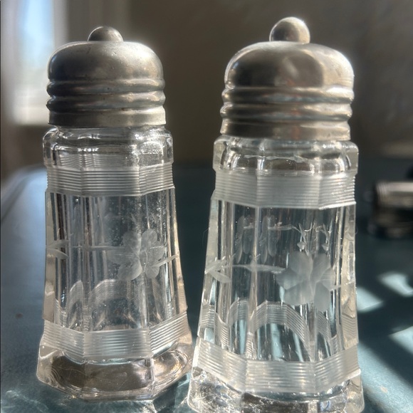 Vintage Glass Salt and Pepper Shakers with Silver Tops - Picture 3 of 4